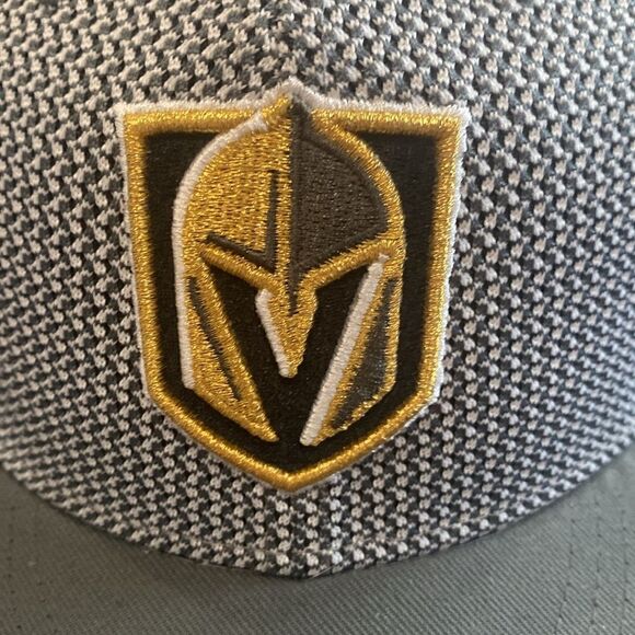 Las Vegas Golden Knights Mens Gray Hat Size 7 5/8 Fanatics A-Flex NHL Hockey Cap - Picture 2 of 9